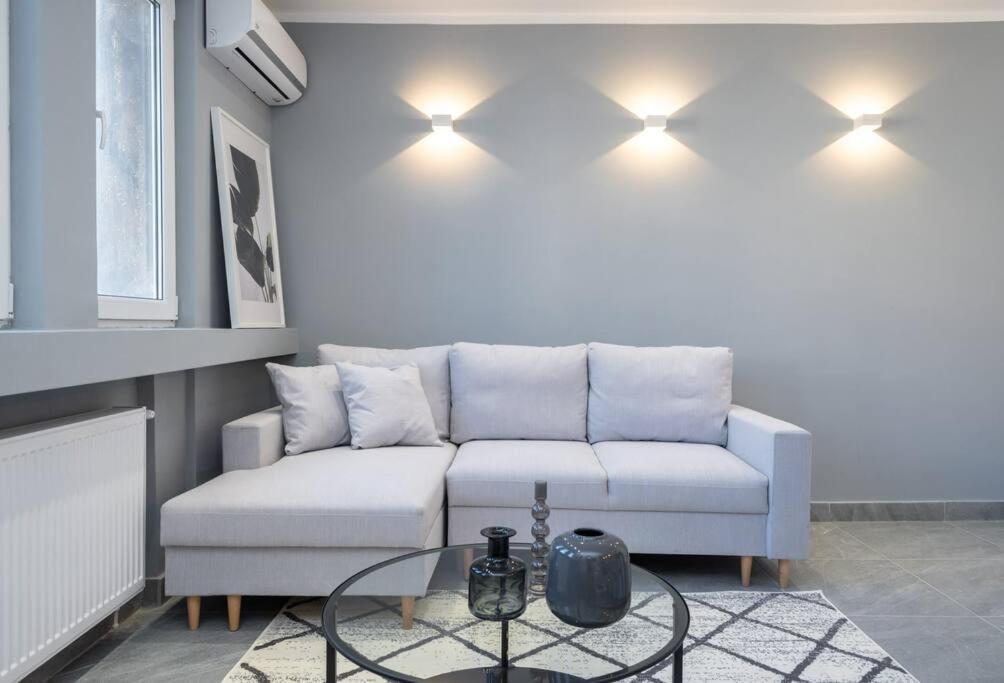 Stylish Magheru Apartment Bucharest